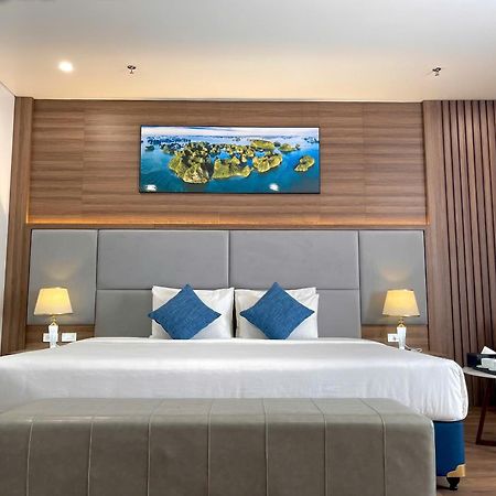 Central Halong Hotel Ха Лонг Екстериор снимка