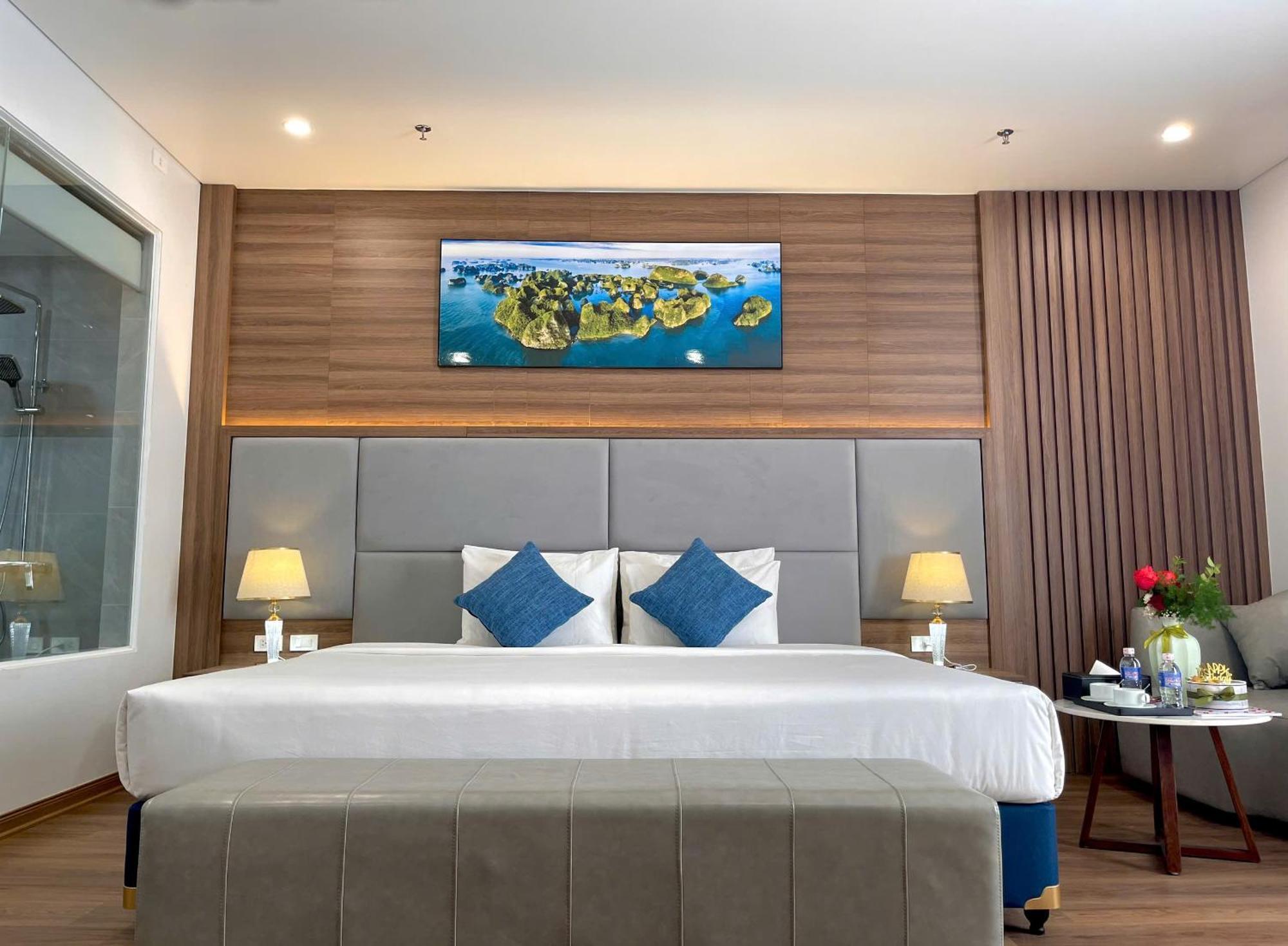 Central Halong Hotel Ха Лонг Екстериор снимка