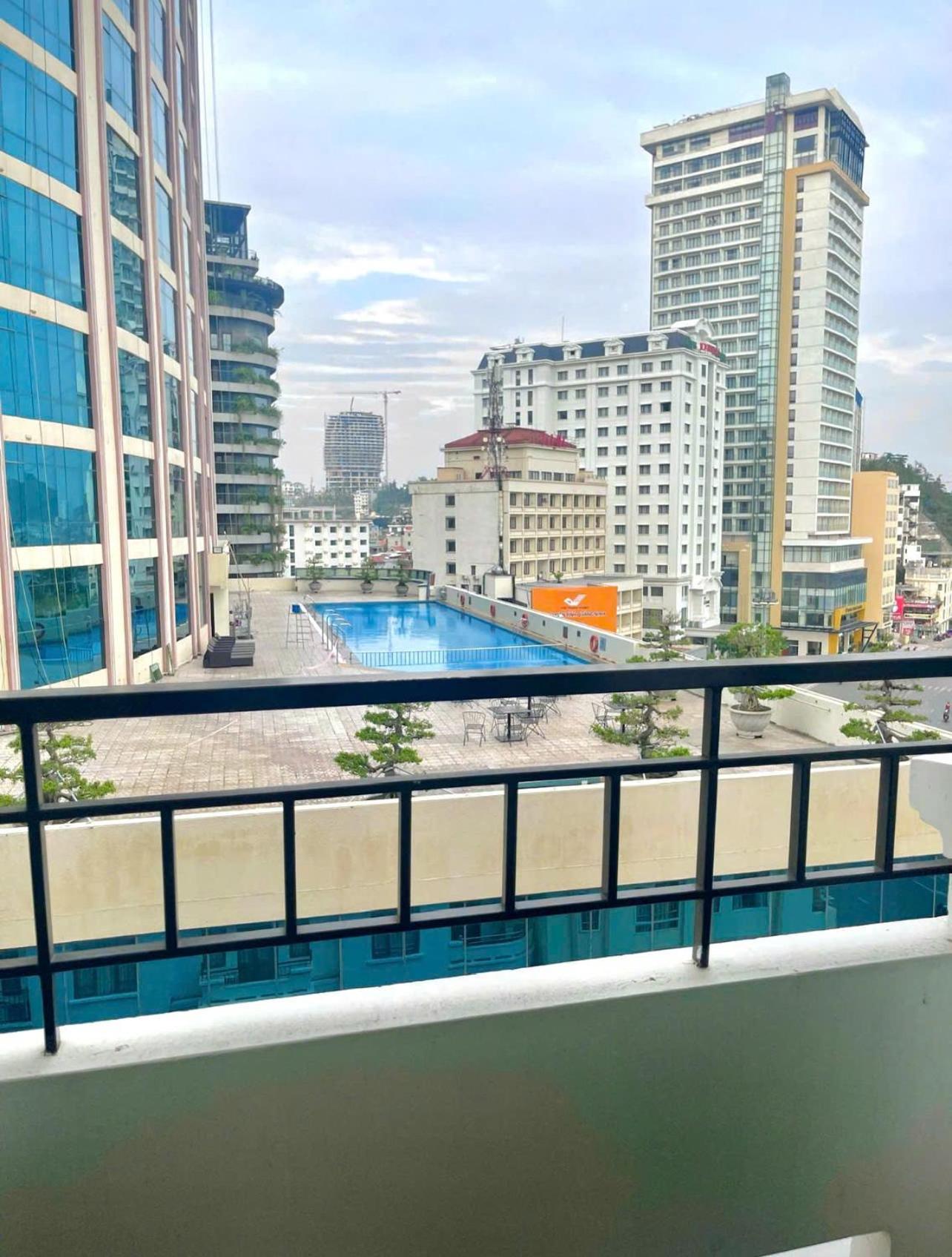 Central Halong Hotel Ха Лонг Екстериор снимка