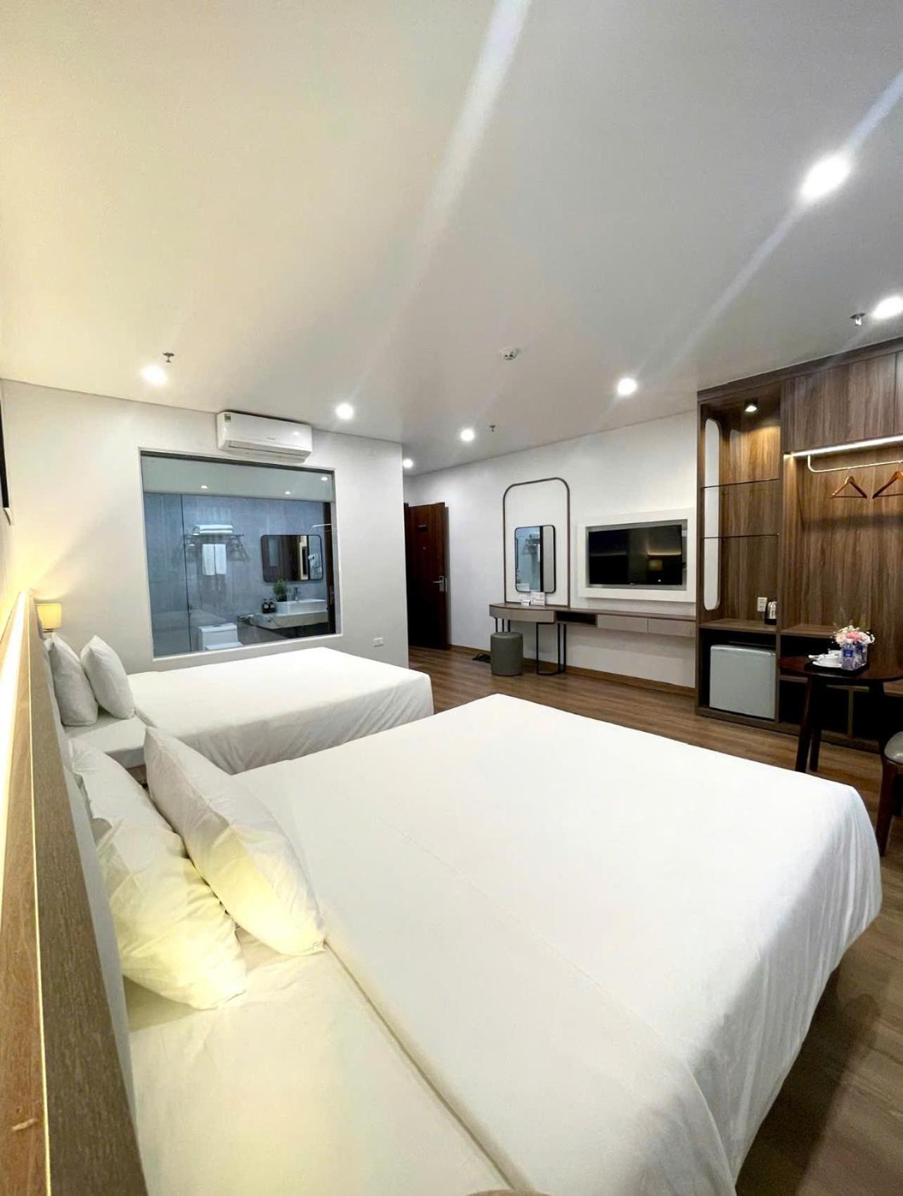 Central Halong Hotel Ха Лонг Екстериор снимка