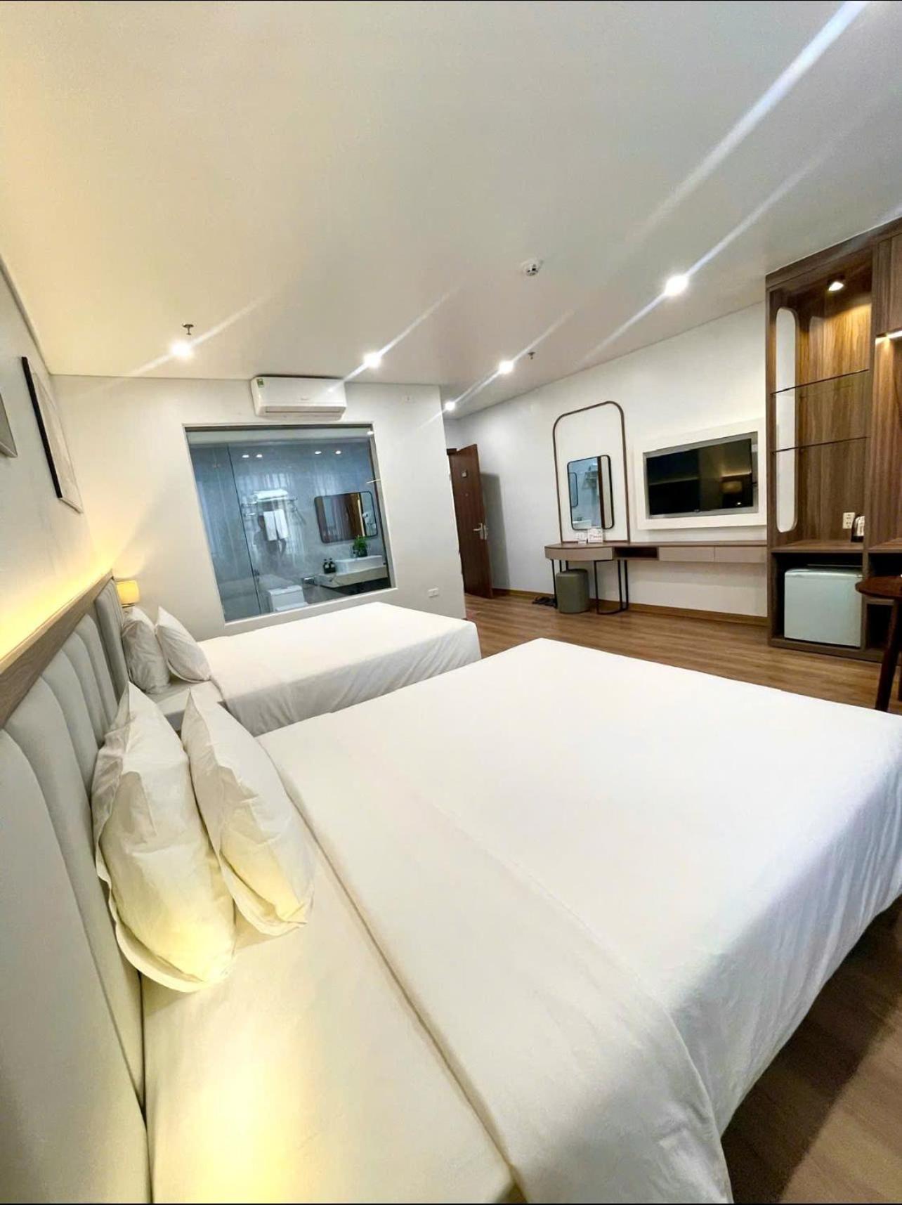 Central Halong Hotel Ха Лонг Екстериор снимка