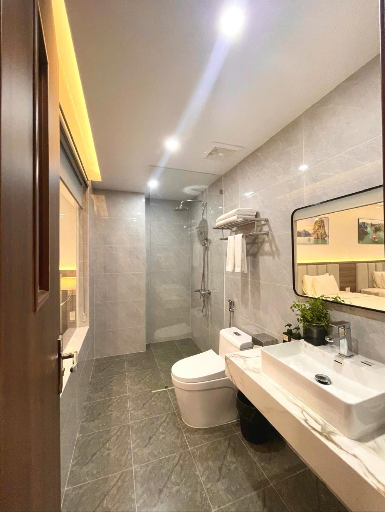 Central Halong Hotel Ха Лонг Екстериор снимка