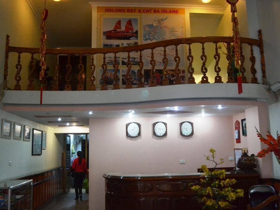 Central Halong Hotel Ха Лонг Екстериор снимка