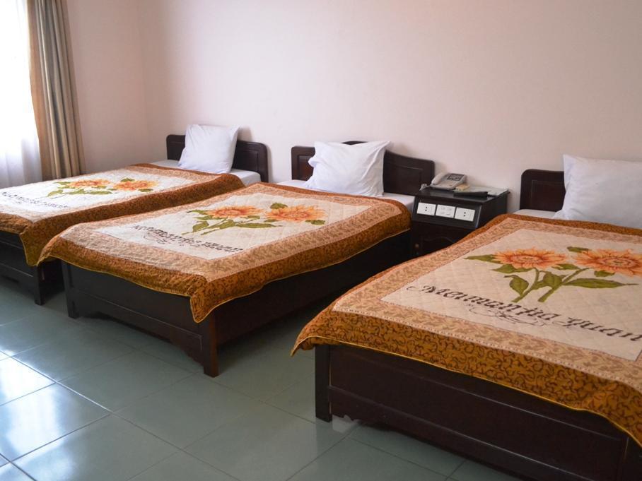 Central Halong Hotel Ха Лонг Екстериор снимка