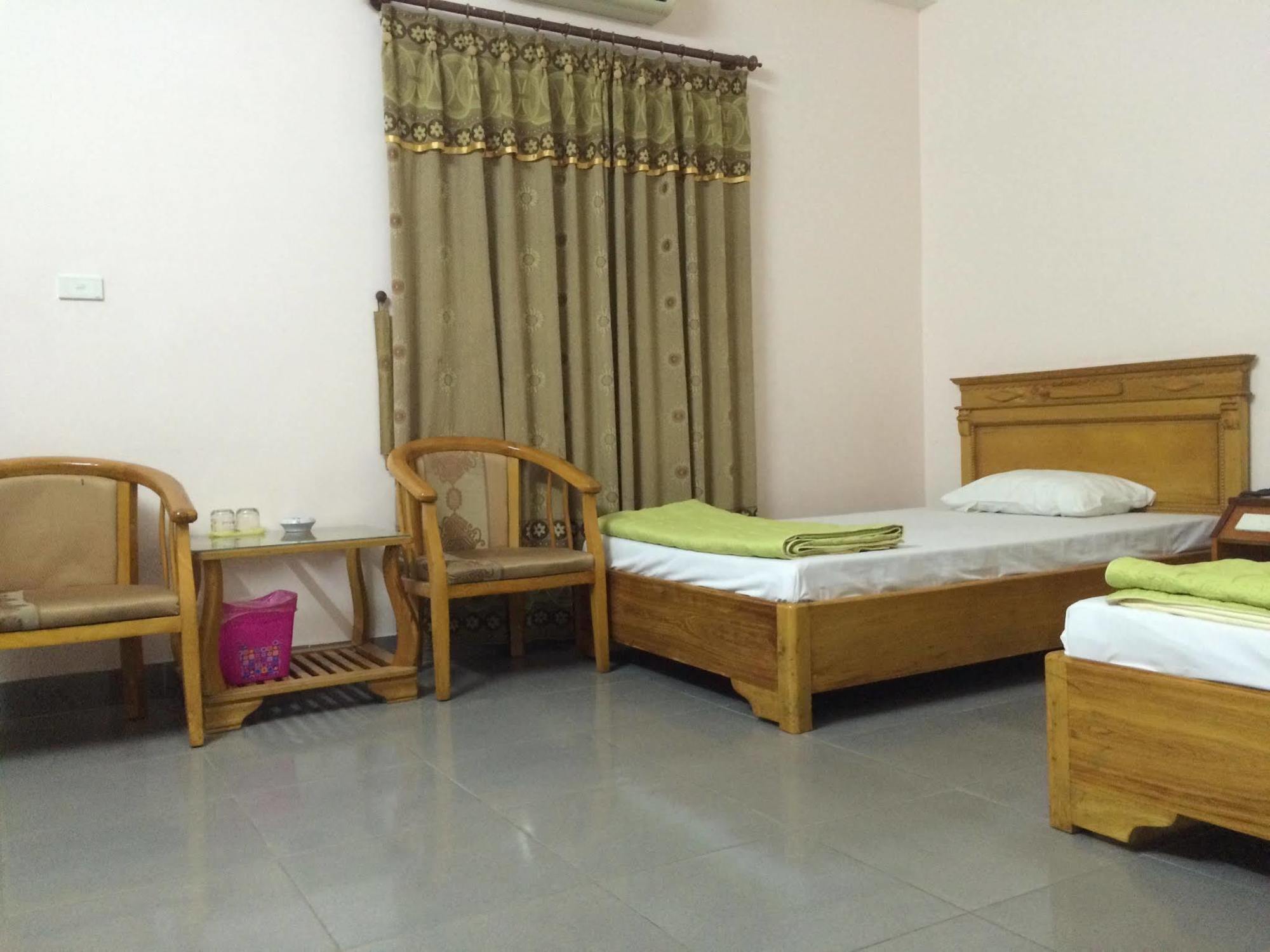 Central Halong Hotel Ха Лонг Екстериор снимка